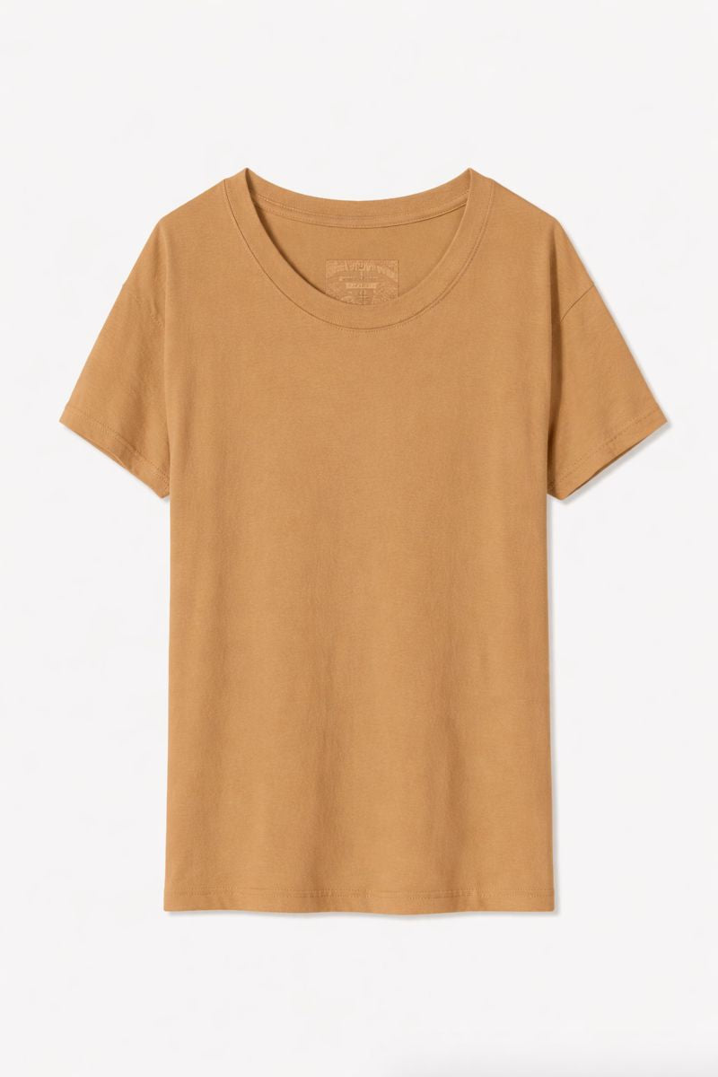 Brady Tee in Blonde