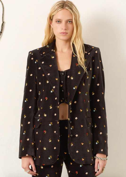 Person wearing Alix of Bohemia Afternoon Onyx Bouquet Blazer