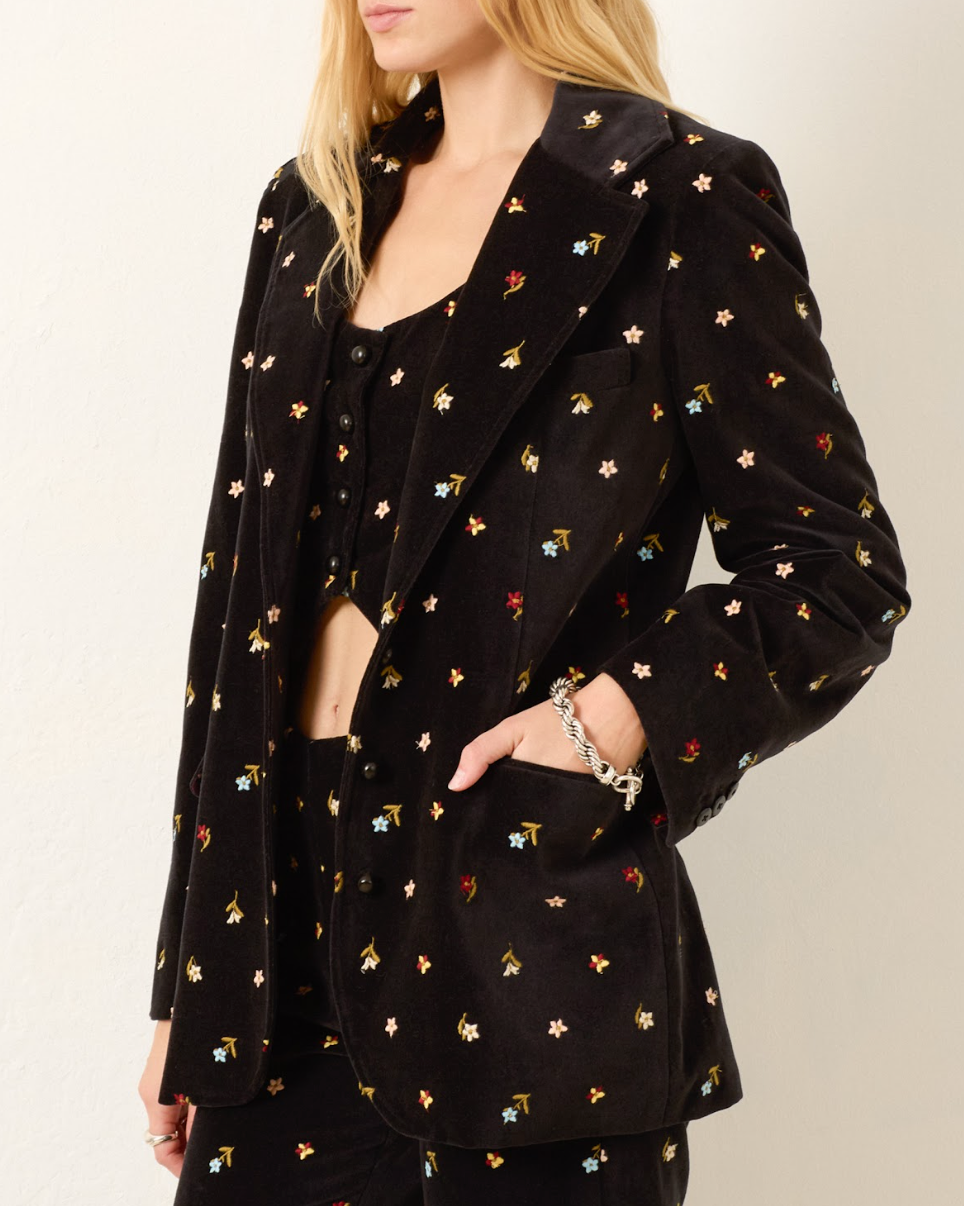 Person wearing Alix of Bohemia Afternoon Onyx Bouquet Blazer