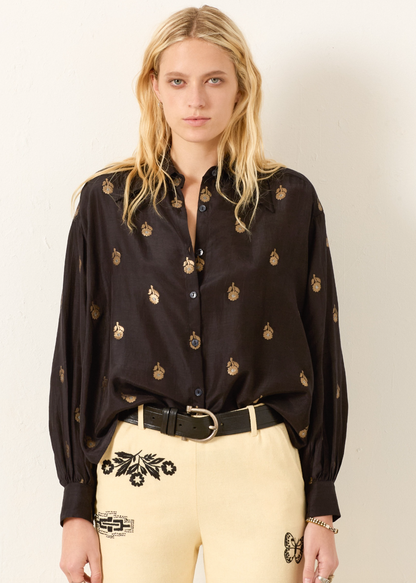 Person wearing Alix of Bohemia Emery Shadow Bamboo Shirt