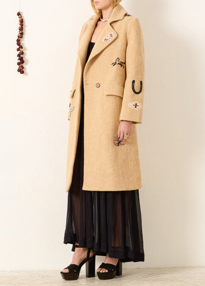 Person wearing Alix of Bohemia FW25-PET123-JPetuniaDesertTattooCoat_2482