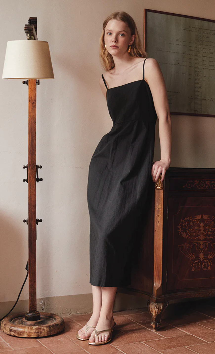 Person wearing Ciao Lucia Lareina Dress