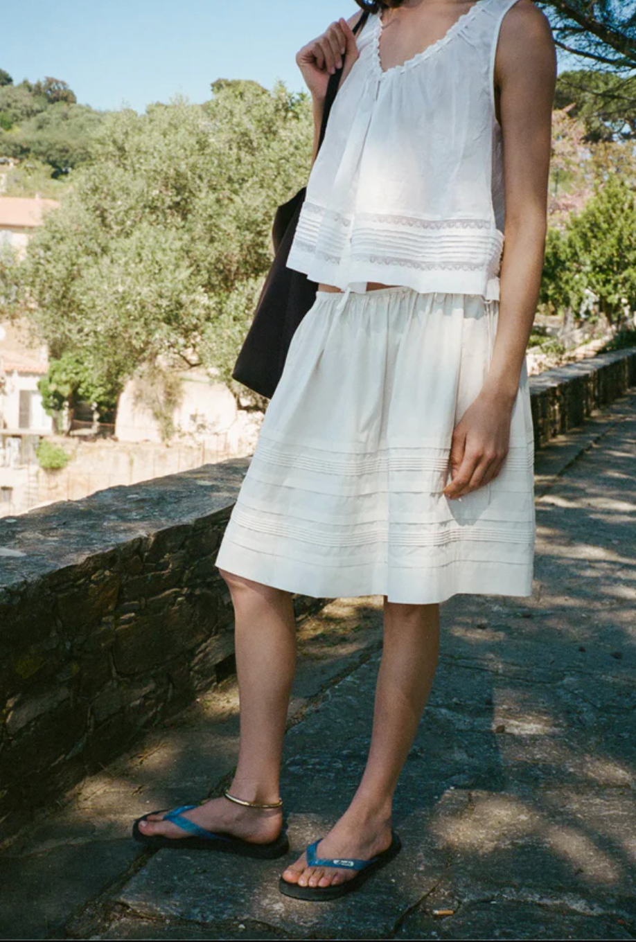 Women wearing Ciao Lucia Women's Bria Cotton Poplin Skirt in Ivory