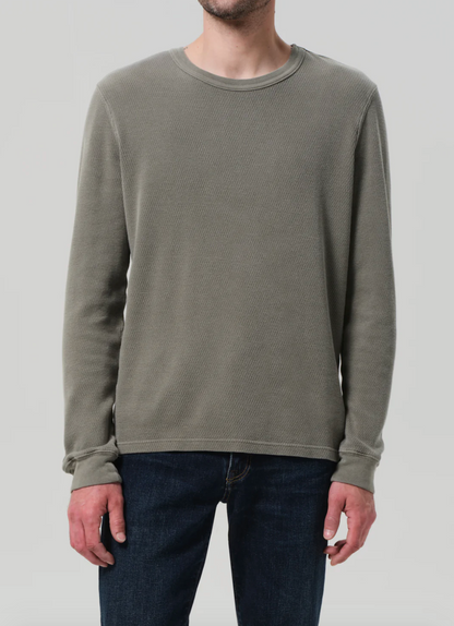 Person wearing Citizens of Humanity Mens Waffle Crewneck in Fatigue