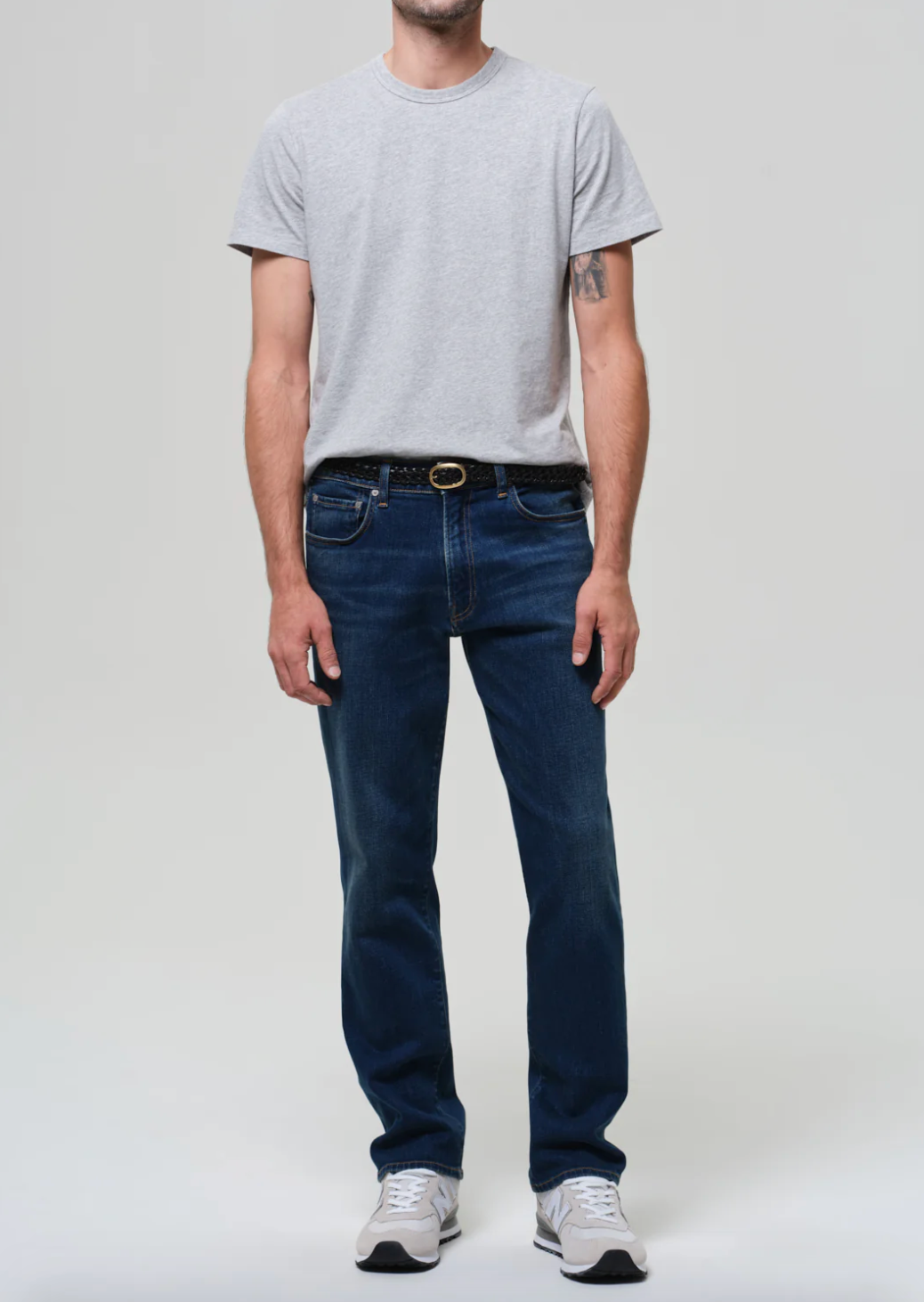 Person wearing Citizens of Humanity mens Elijah Straight Cashmere Denim in Condor