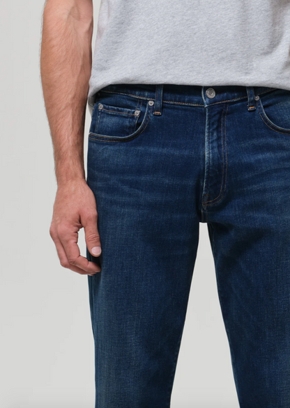 Person wearing Citizens of Humanity mens Elijah Straight Cashmere Denim in Condor