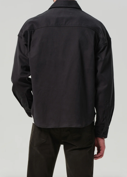 Person wearing Citizens of Humanity mens Shigoto Shirt Jacket in Grey Green