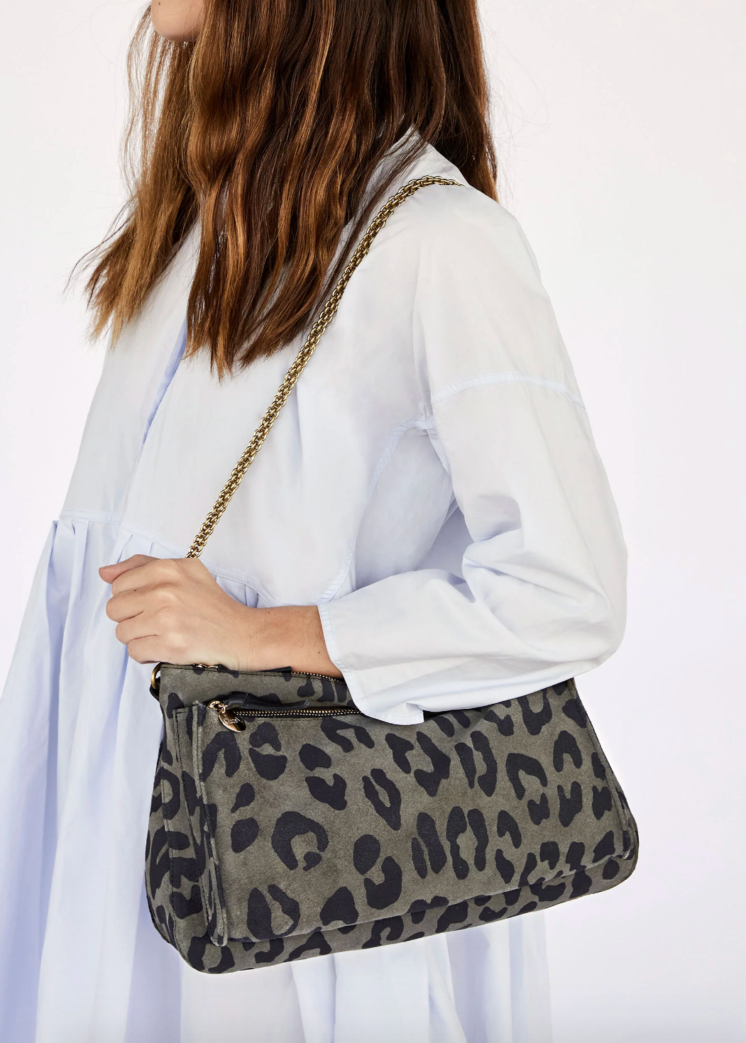 Person wearing Clare V Italian Brass Chain Shoulder Strap