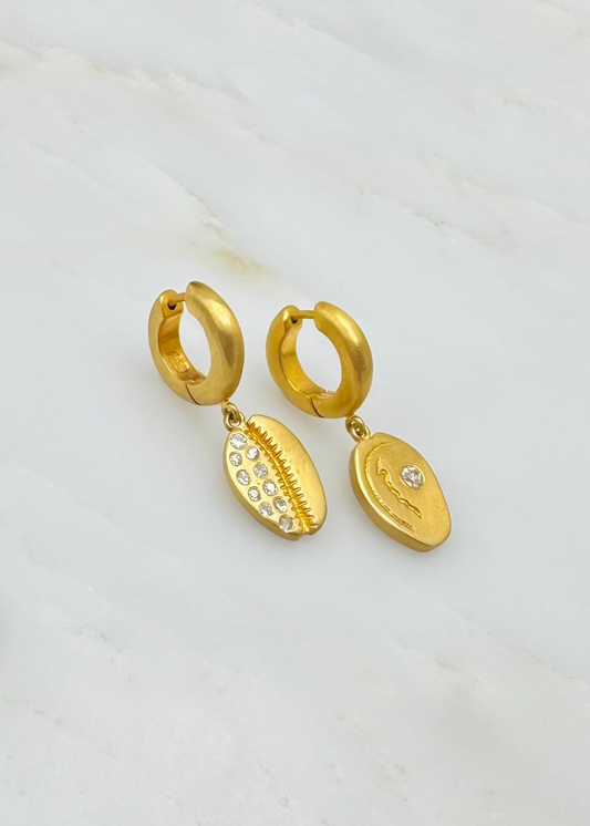 Darius fine jewelry 18k yellow gold Diamond Hasanlu Cowrie Signature Hoops 