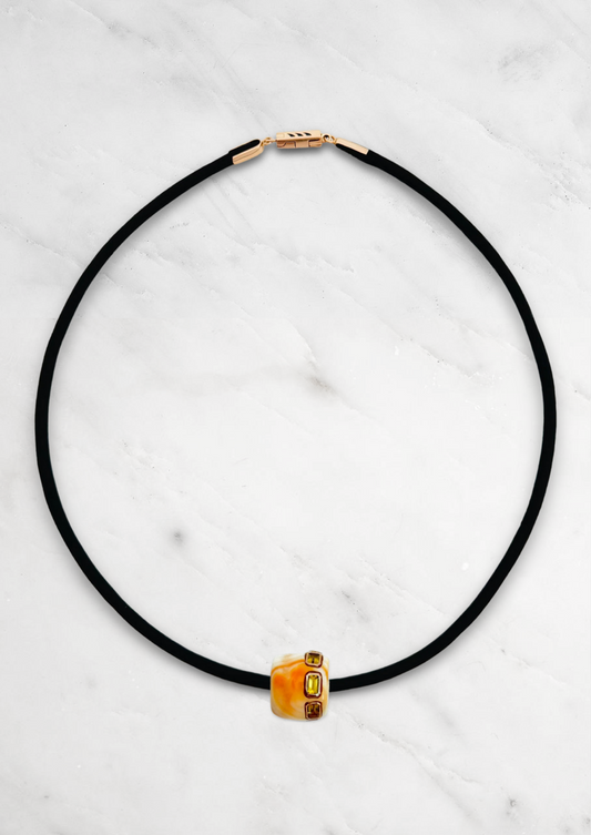 Dezso fine jewelry Natural Champagne Shell Bead with Scapolite