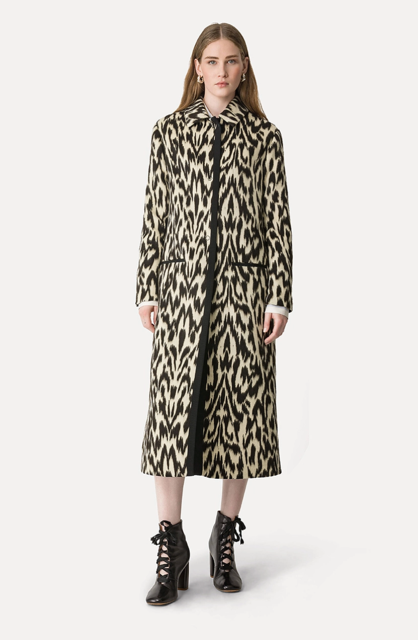 Person wearing Forte forte Moiré Wool Jacquard Coat