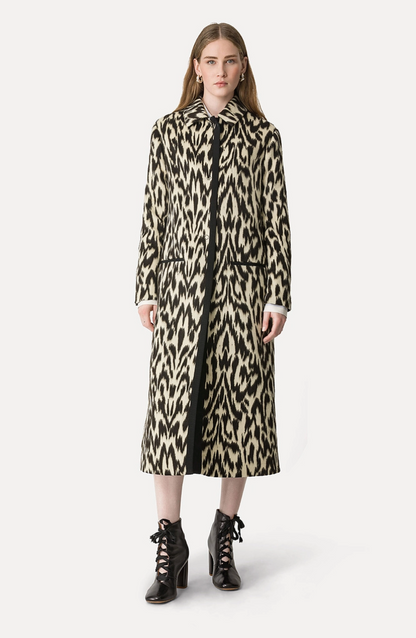 Person wearing Forte forte Moiré Wool Jacquard Coat