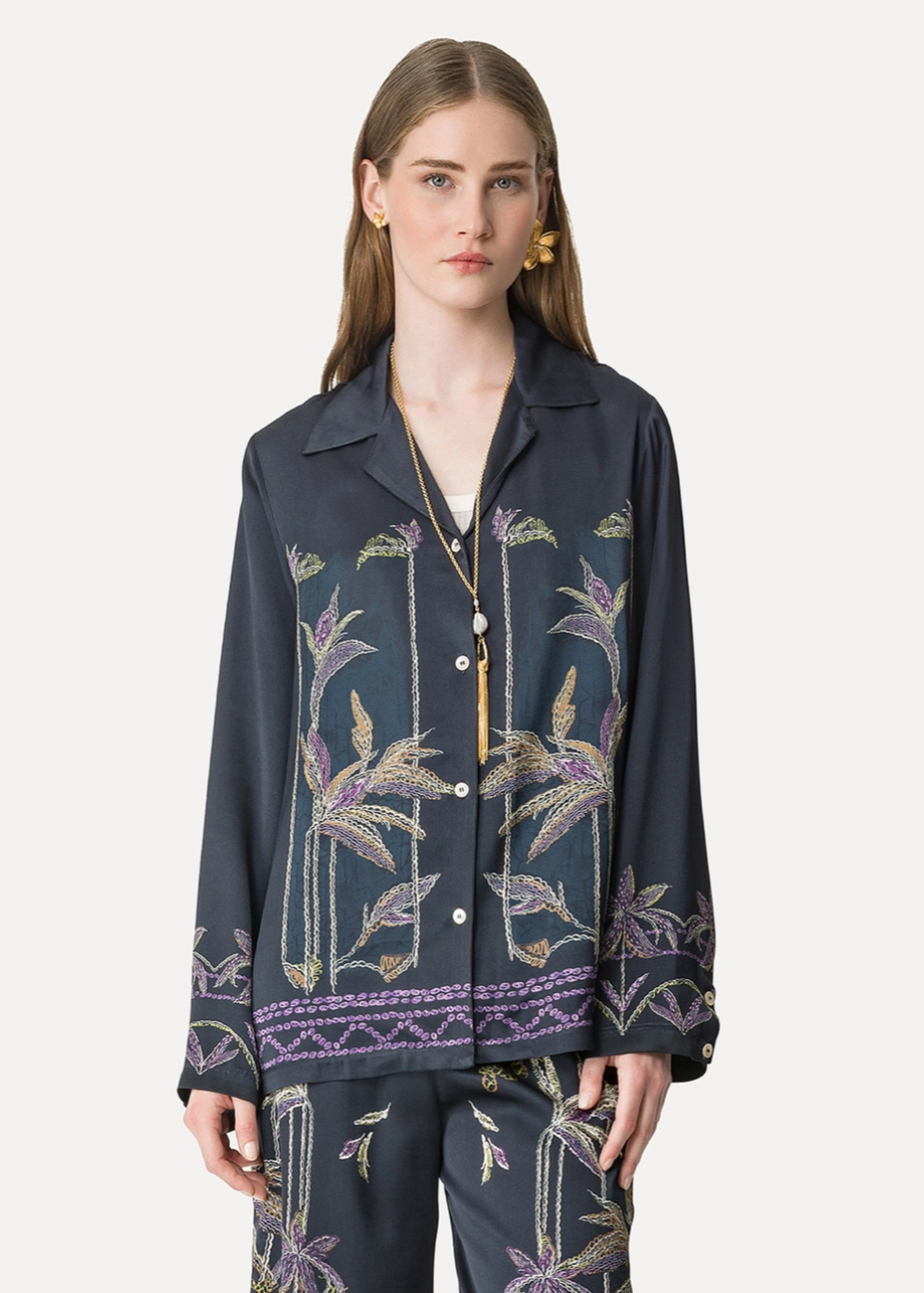 Person wearing Forte forte womens Sogni Print Relaxed Satin Shirt