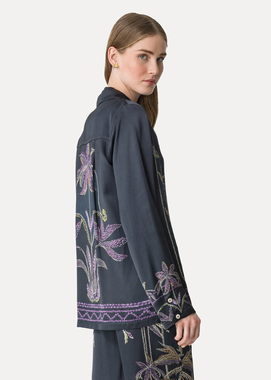 Person wearing Forte forte womens Sogni Print Relaxed Satin Shirt