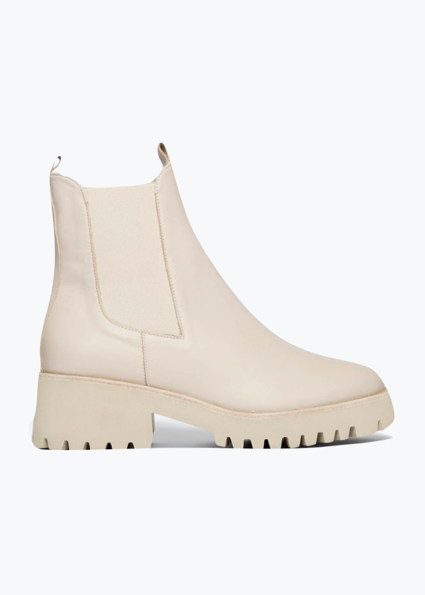 Freda Salvador womens Brooke Boot in Cream