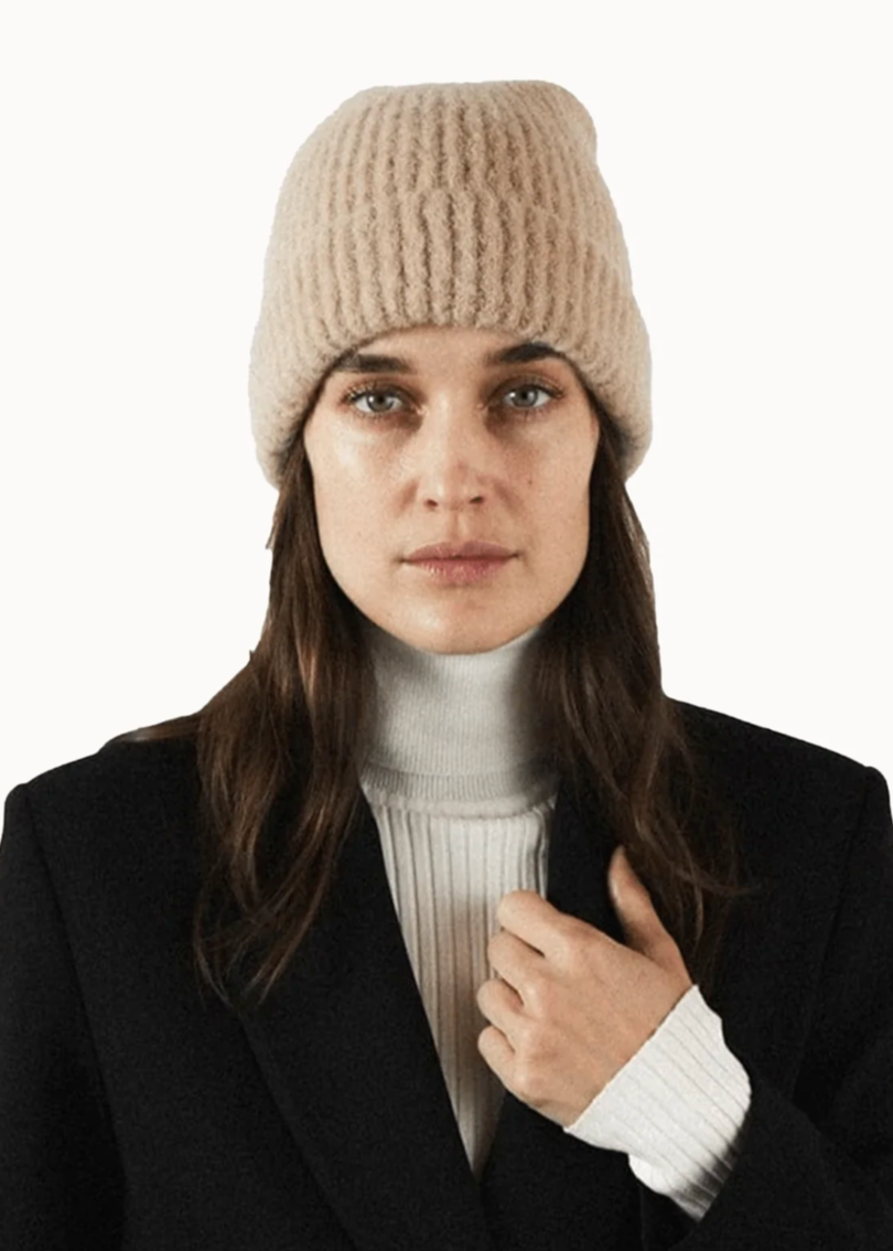 Person wearing Janessa Leone The Piper Beanie in Oatmeal Wool