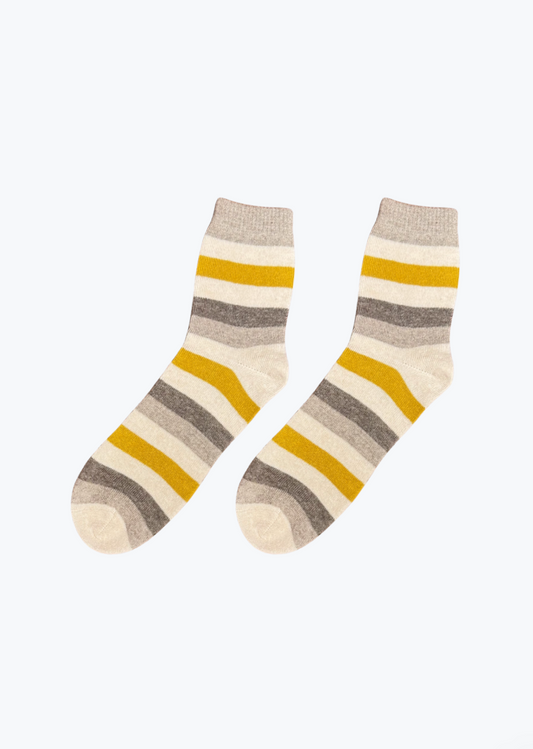 Jumper1234 Cashmere Gradient Stripe Socks in Oatmeal
