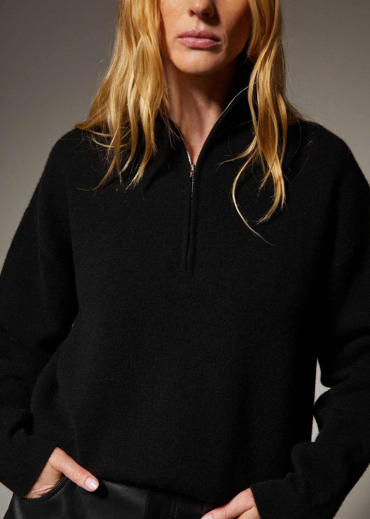QUARTER ZIP SWEATER