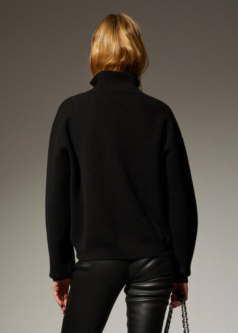QUARTER ZIP SWEATER