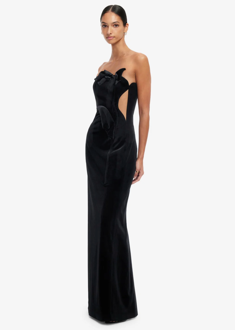 Person wearing Leo Lin Marilyn Velvet Gown Black Ebony
