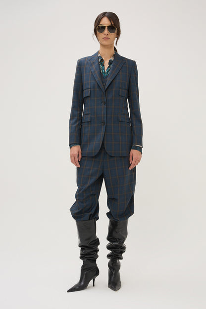 Person wearing Maria Cher Keith Etna Pants Green and Rafaella Blazer