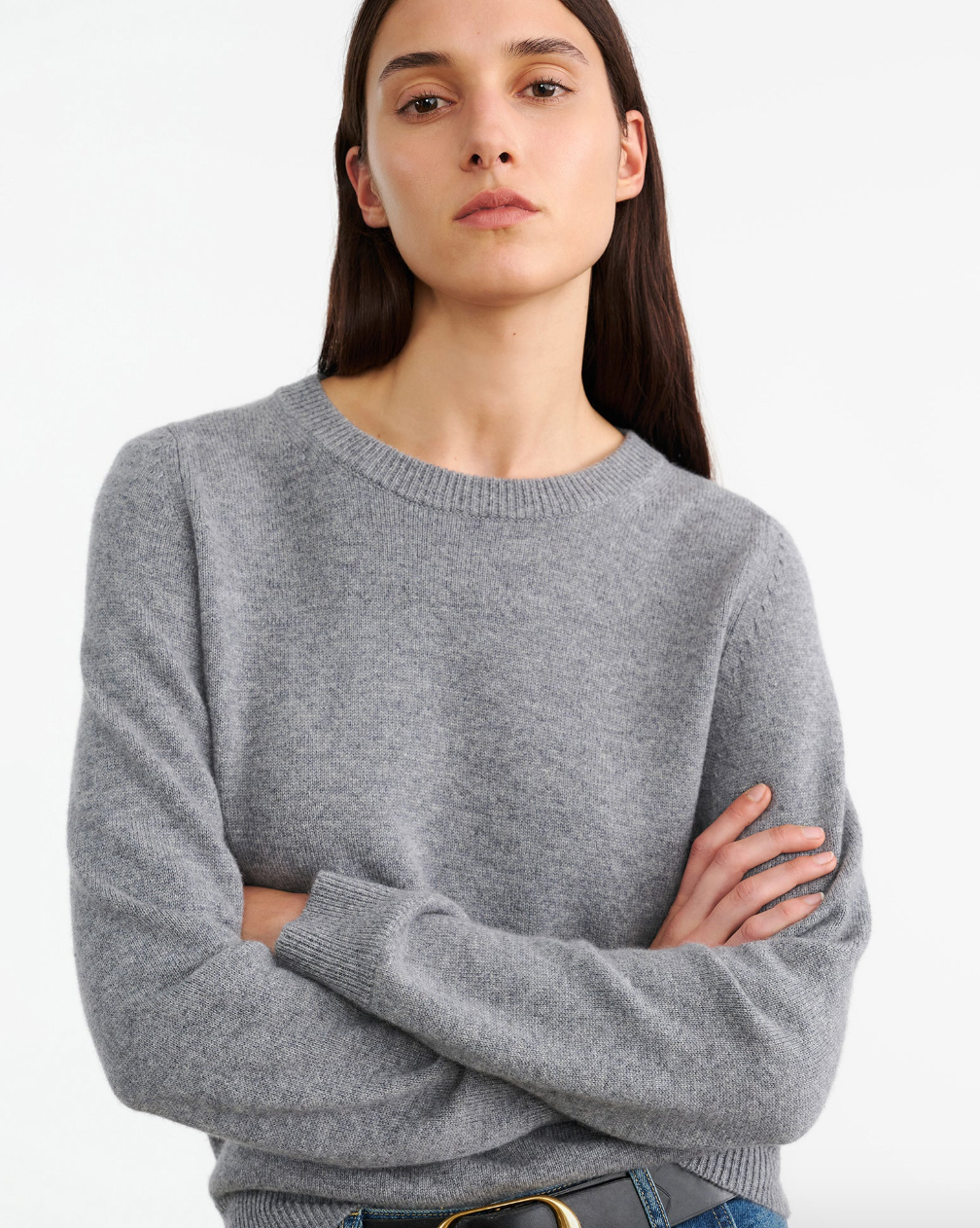 Person wearing Nora Cashmere Sweater in Medium Grey Melange