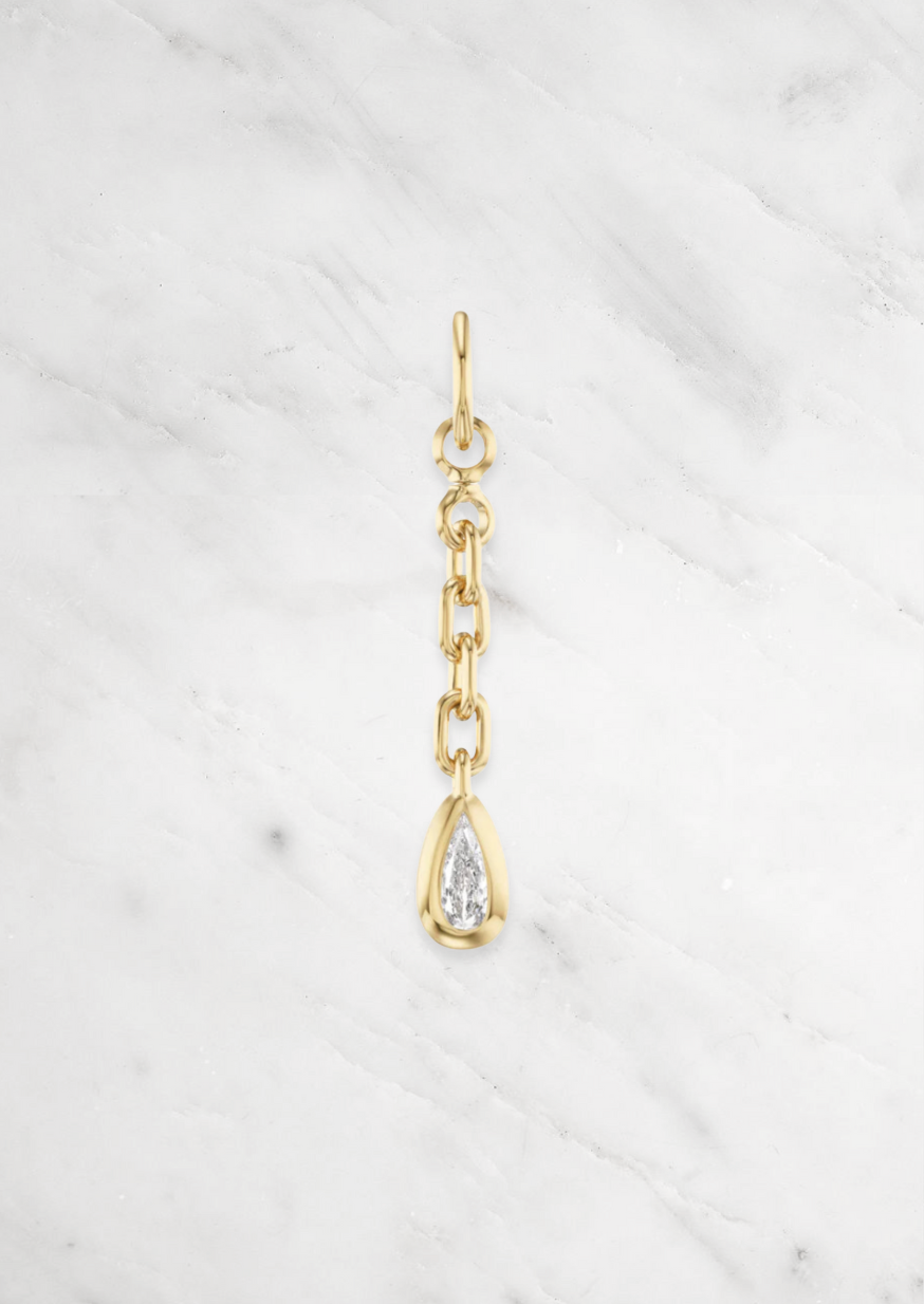 Carriage Drop Pear Diamond