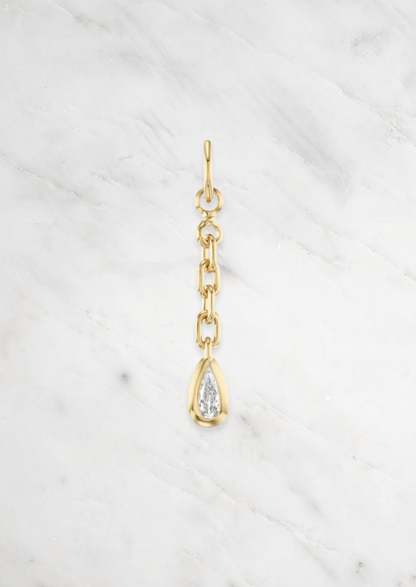 Carriage Drop Pear Diamond