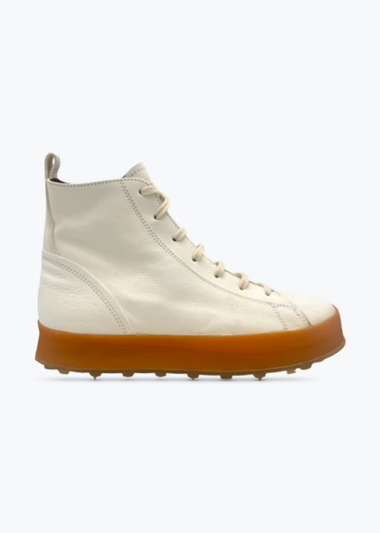 Shoto Melody High Top Sneakers in White