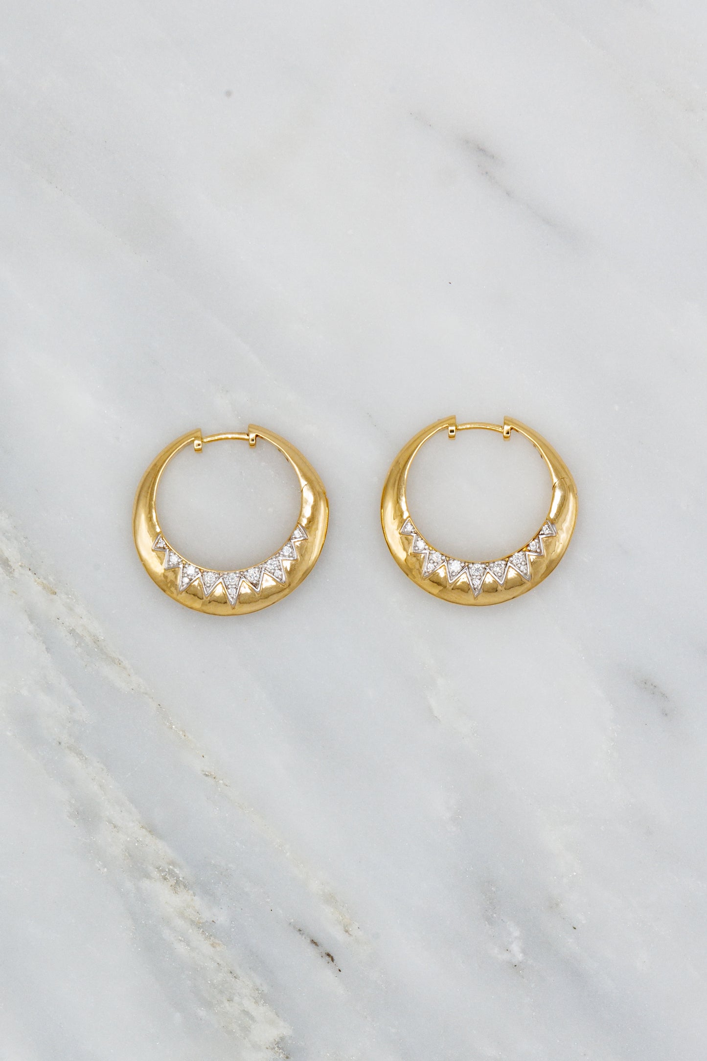 Sorellina fine jewelry 18 yellow gold diamond Crown Hoop Earrings