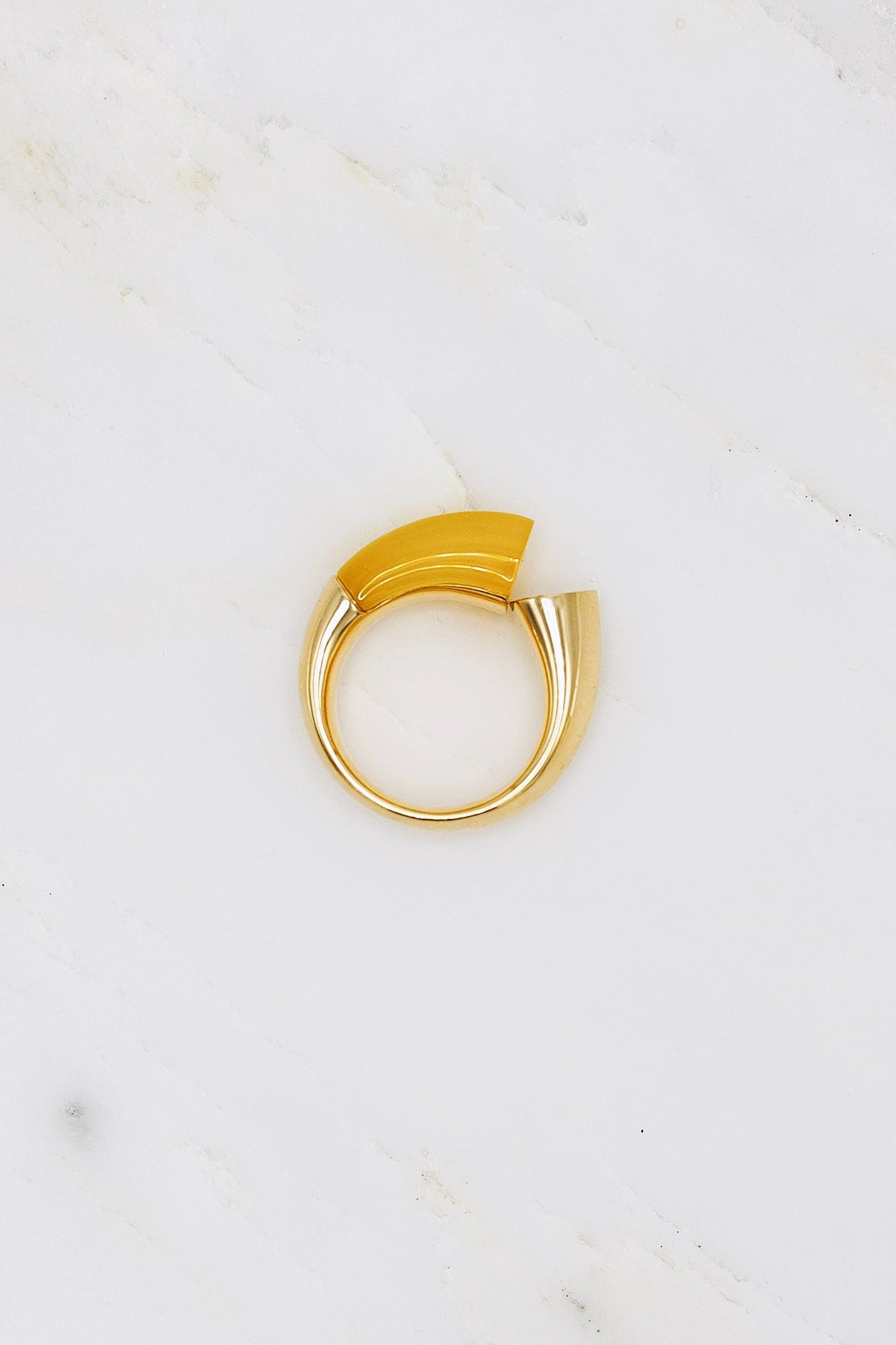 Tabayer fine jewelry 18k yellow gold Oera Ring with Yellow Agate and Sapphires