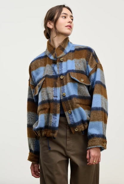 Person wearing Velvet tees womens Aubrey Brushed Plaid Jacket Blue Brown