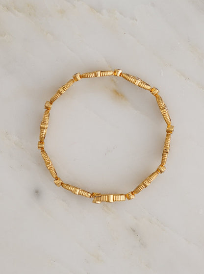 Viltier fine jewelry 18k yellow gold Magnetic Enchainée Bracelet with Onyx and Diamonds