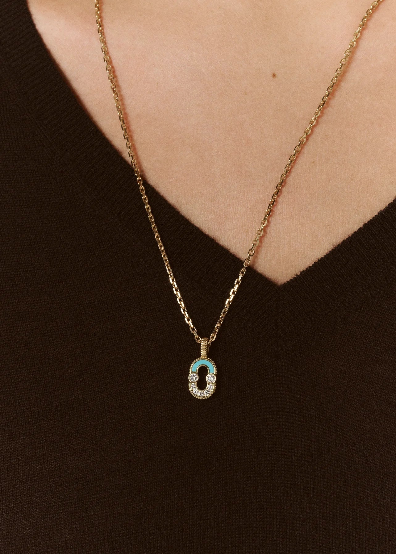 person wearing Viltier fine jewelry 18k yellow gold Magnetic Pendant with Turquoise and Diamonds