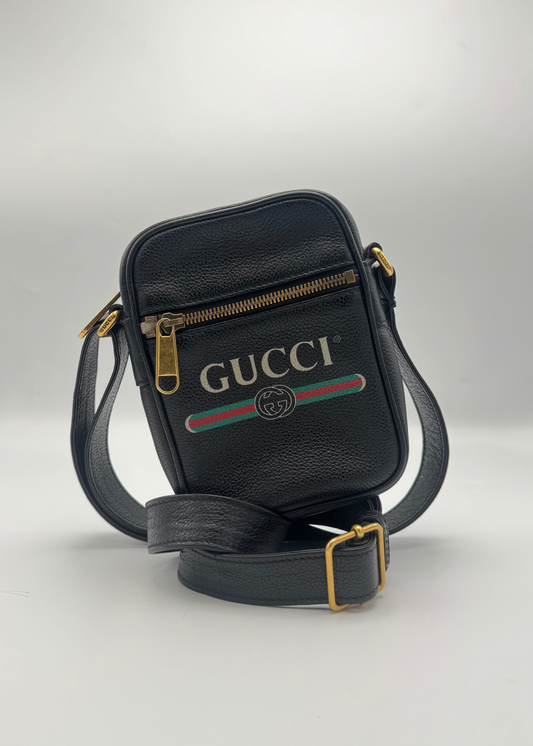 Vintage Gucci Grained Calfskin Logo Crossbody