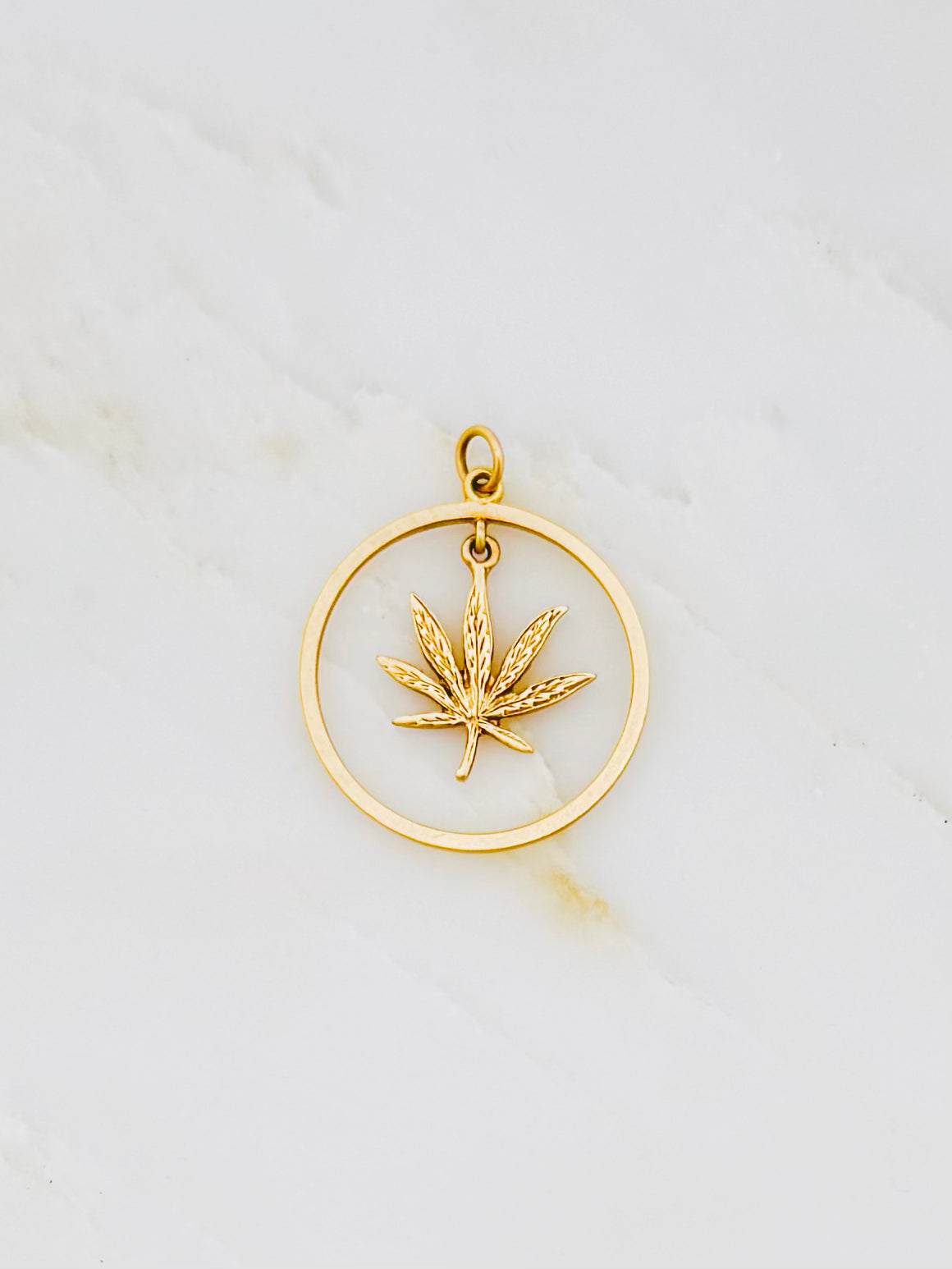 Vintage fine jewelry 14k yellow gold Halo Leaf Charm