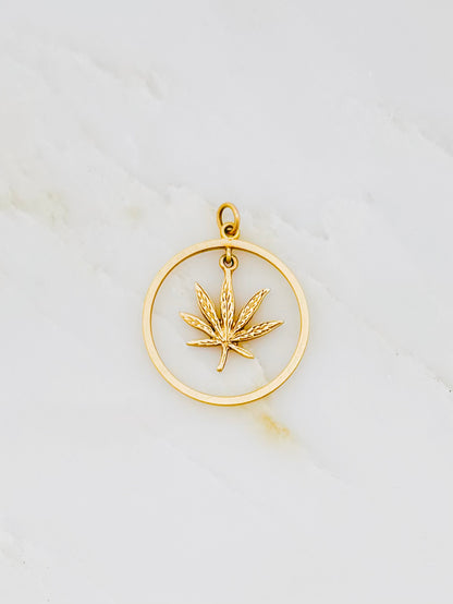 Vintage fine jewelry 14k yellow gold Halo Leaf Charm