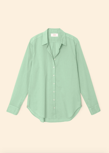 Xirena Beau Shirt in Sage Leaf