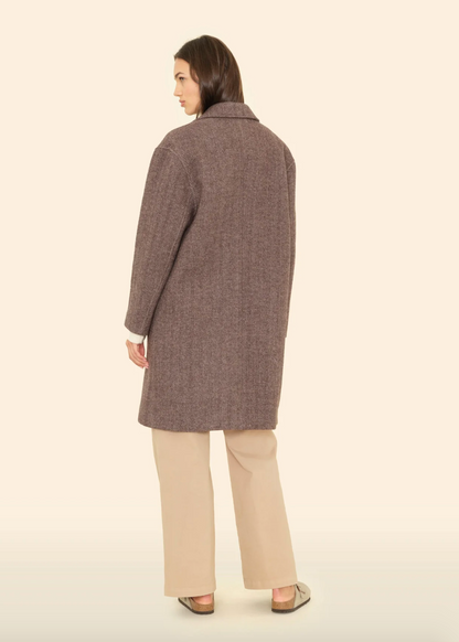 Person wearing Xirena Byron Coat in Brown