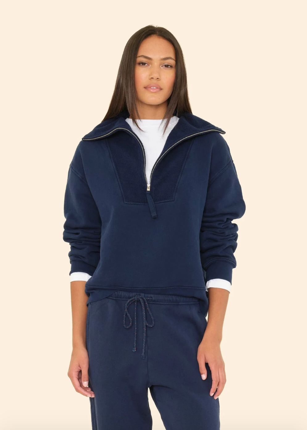 Person wearing Xirena Kat Sweatshirt in Navy