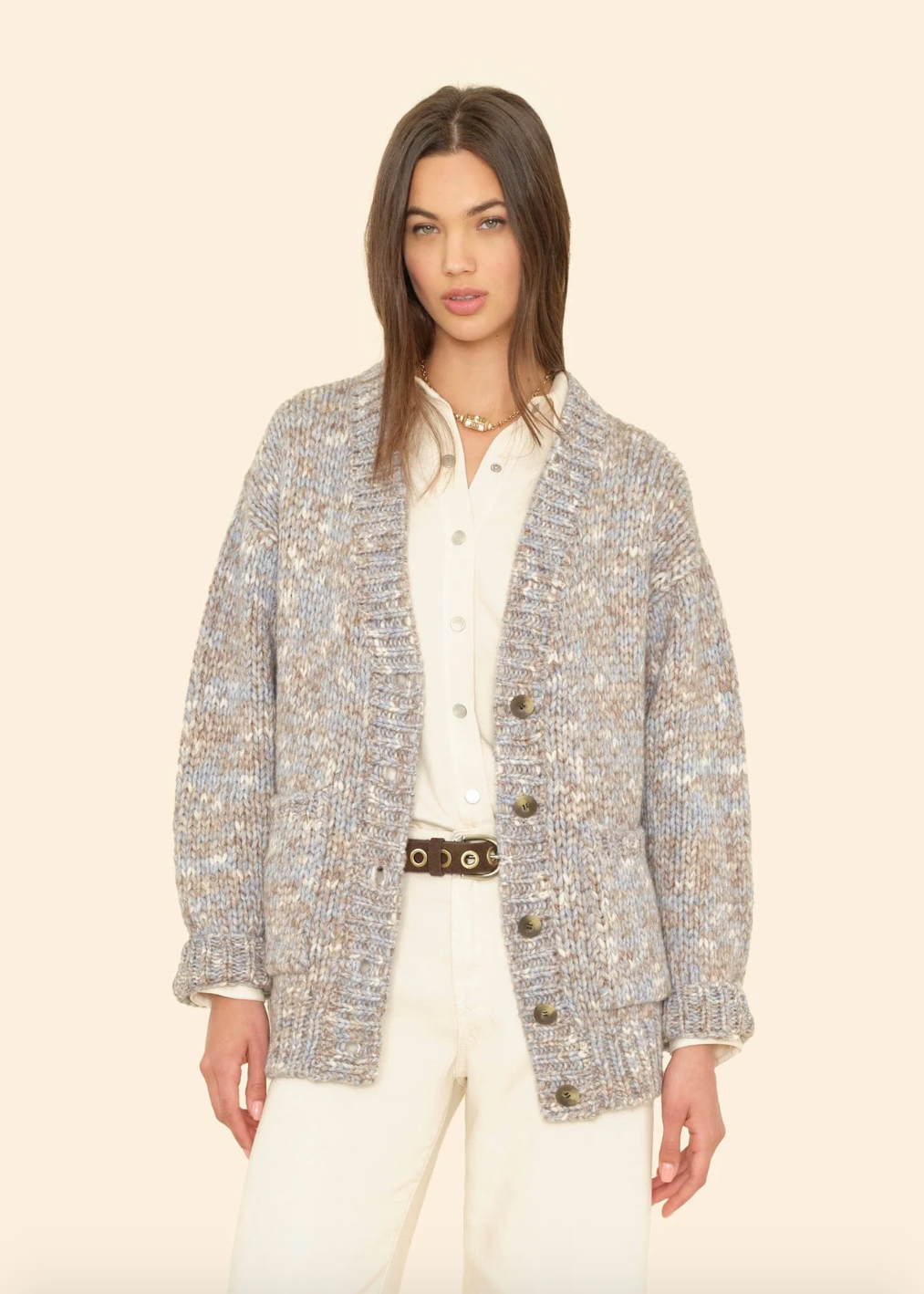 Person wearing Xirena Marvin Cardigan Light Blue Melange Alpaca Cotton