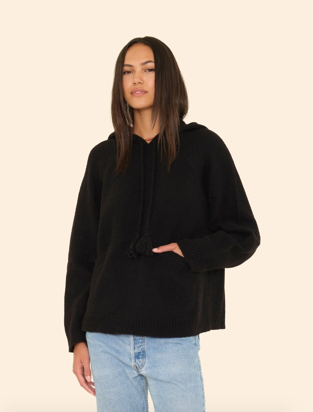 Person wearing Xirena womens Kayla Sweater in Black