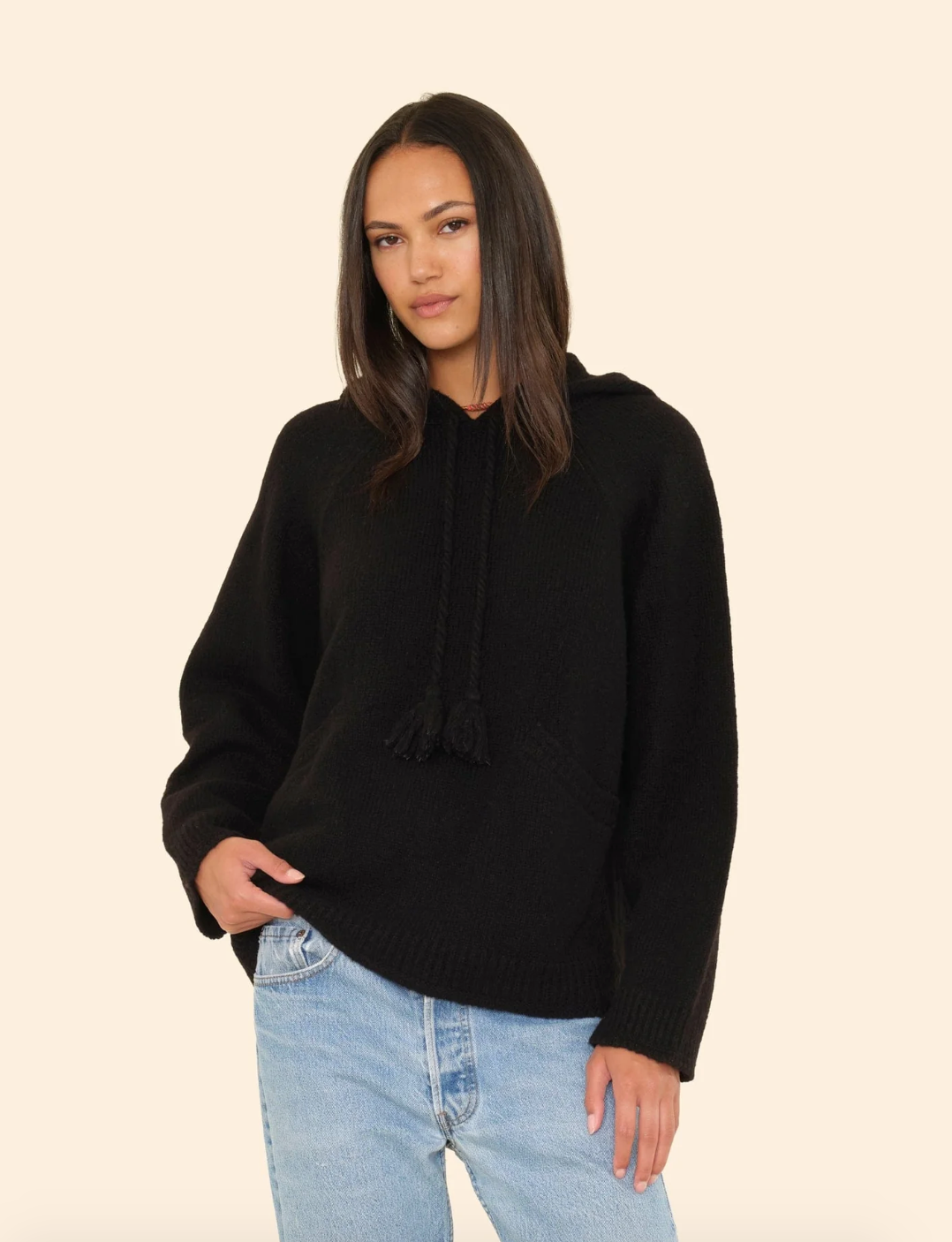 Person wearing Xirena womens Kayla Sweater in Black