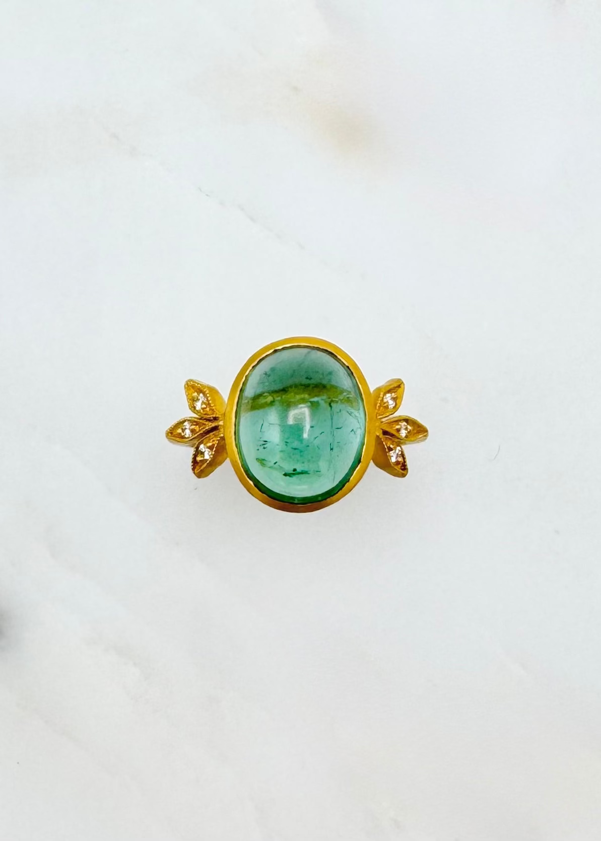 cathy waterman fine jewelry 22k yellow gold Moderne Ring with Green Tourmaline