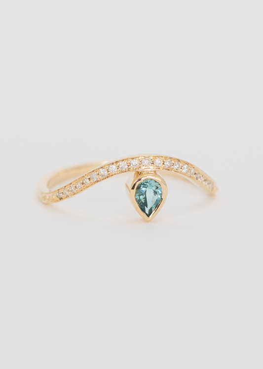 celine daoust fine jewelry 14k yellow gold Tourmaline and Diamonds Wave Ring