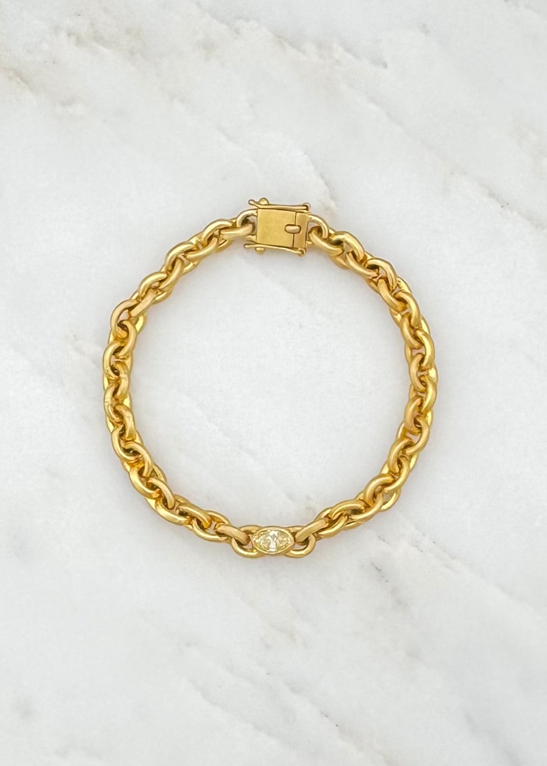 darius fine jewelry 18k yellow gold Marquise Fancy Yellow Diamond Oversized Signature Chain Bracelet