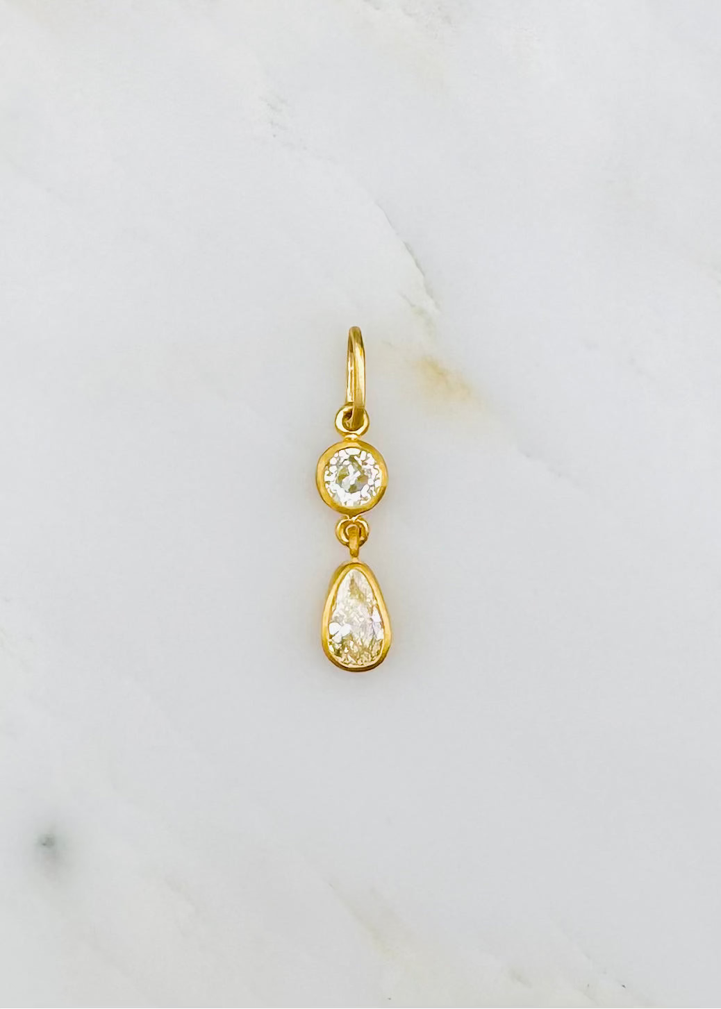 darius fine jewelry 18k yellow gold One-of-a-Kind Diamond Gem Drop Pendant
