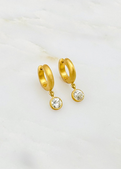 darius fine jewelry 18k yellow gold One-of-a-Kind Old Mine Cut Diamond Drop 8mm Signature Hoops