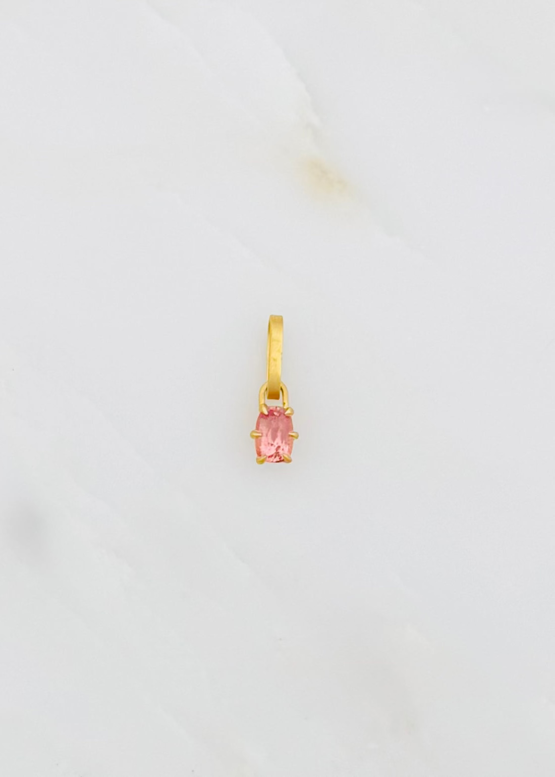 darius fine jewelry 18k yellow gold One-of-a-Kind Padparadscha Sapphire Claw Pendant