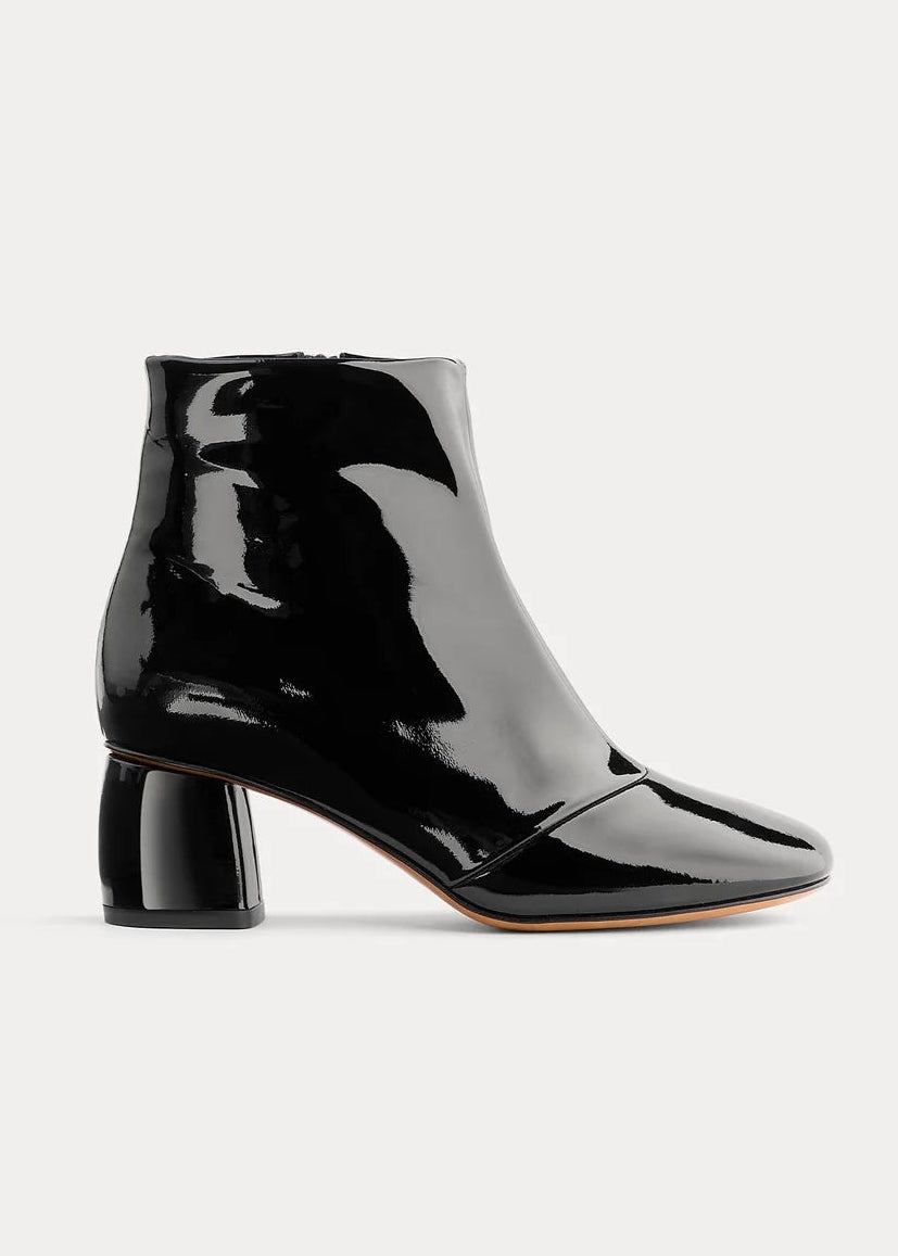 forte forte Patent Leather My Alma Ankle Boots in Nero Black